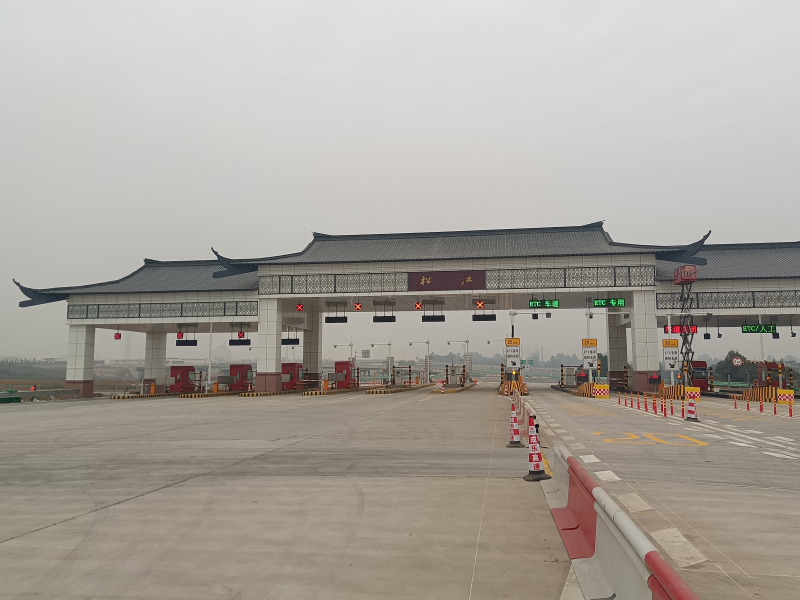 請(qǐng)?zhí)砑訄D片